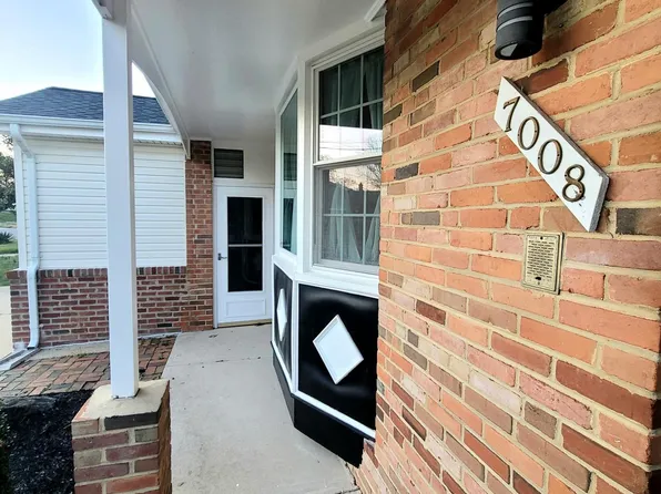 7008 Berkshire Dr, Temple Hills, MD 20748