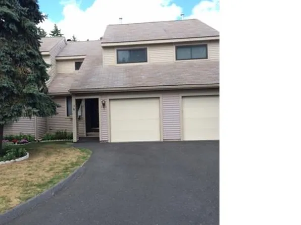 7 Highcrest Dr, Rocky Hill, CT 06067