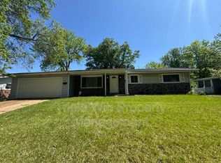 48 Wayside Dr, Saint Louis, MO