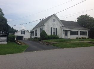 476 Cedar St, Bluff City, TN 37618