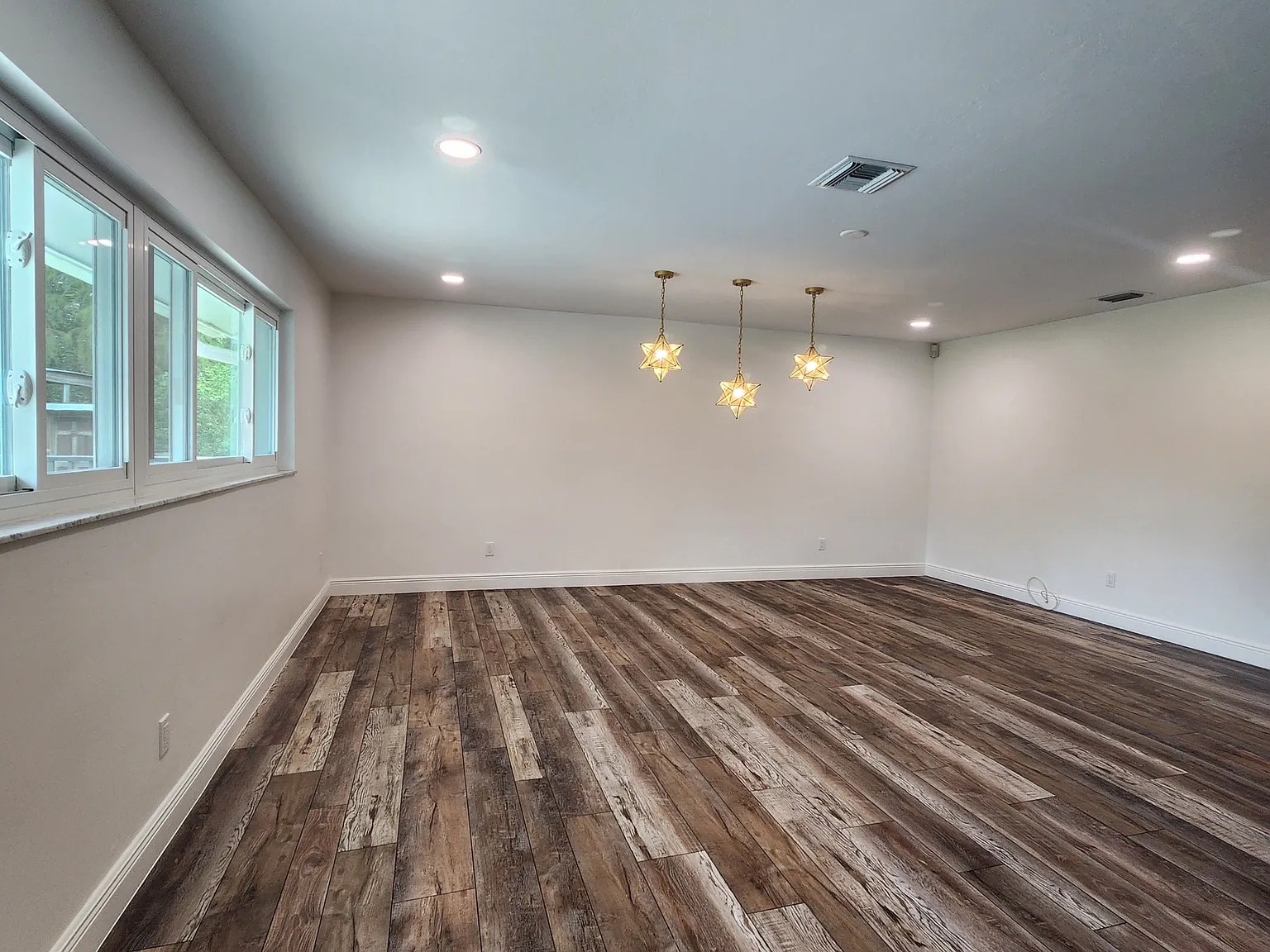 5930 Spanish Oaks Lane - 1 — Photo 2