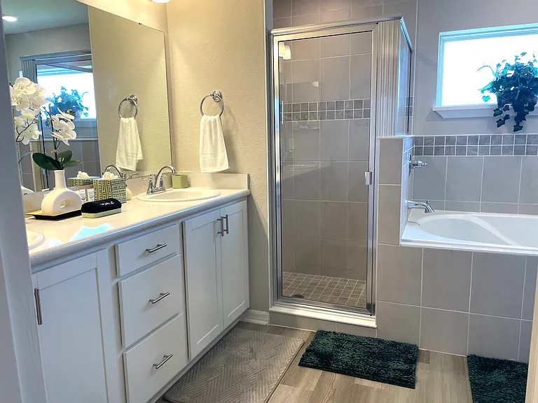 315 Lily Ln — Photo 19