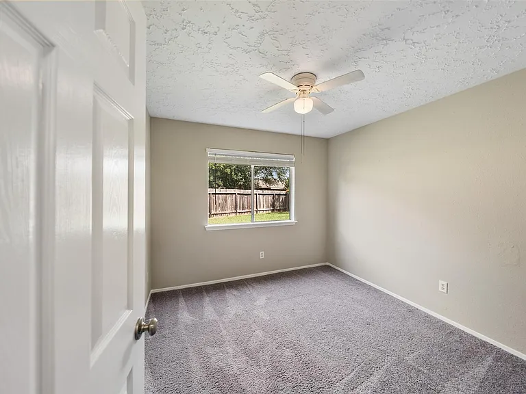 21018 Verdecove Ln — Photo 17