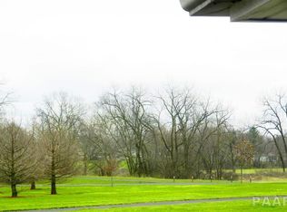 4227 N Gate Ridge Rd, Peoria, IL 61614