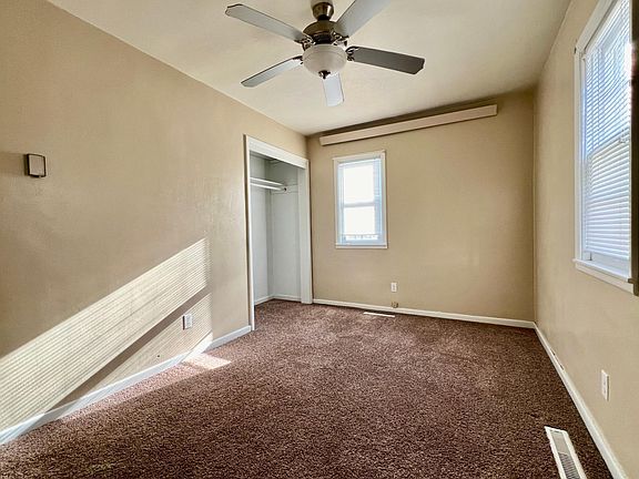 5th image of 822 Stephens Ave