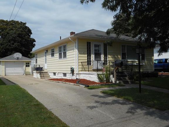 2nd image of 308 S Kiesel St