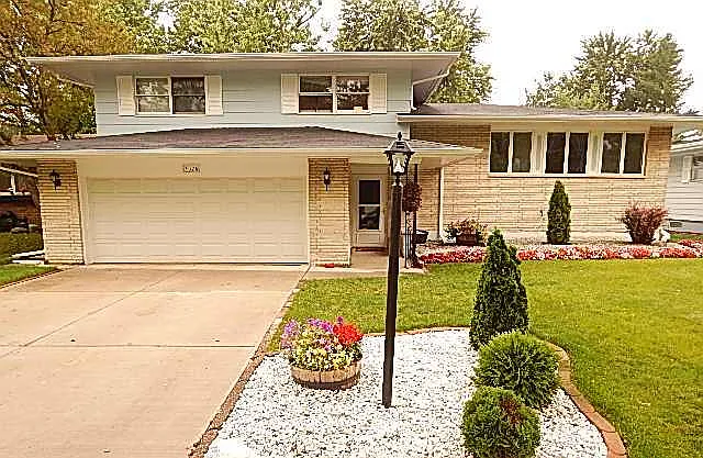 3025 191st Pl photo 1