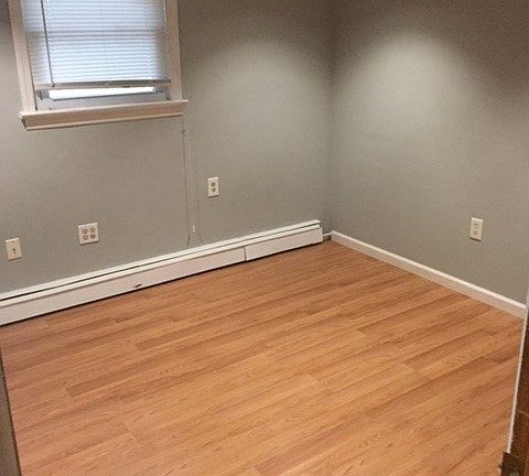 5th image of 306 Clarendon St #1