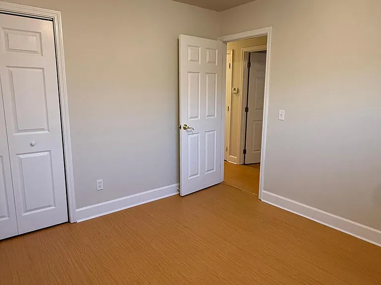 127 Kacy Ln — Photo 10