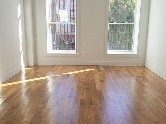4th image of 129 Quincy St #2A