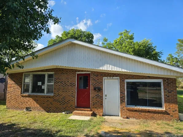 4304 Race St, Jonesboro, AR 72401