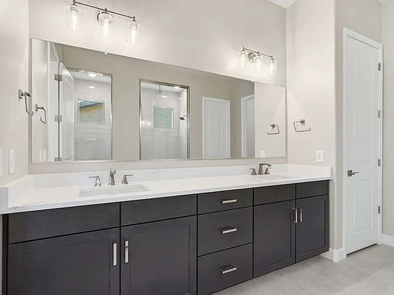 293 E Jasper Ct — Photo 30