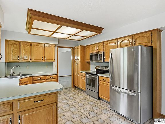 4th image of 1209 Cork Dr