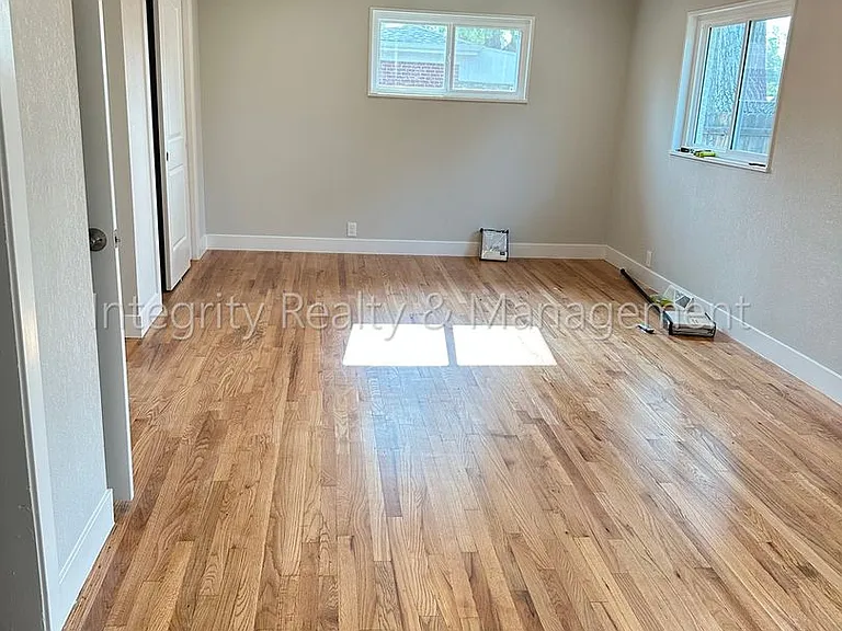 3092 W Layton Ave — Photo 19