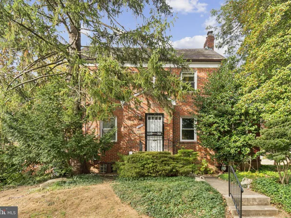 5008 44th St NW, Washington, DC 20016