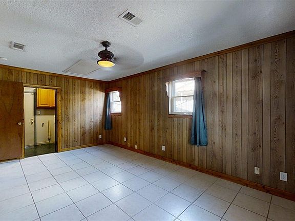 4th image of 4589 Monpellier Dr