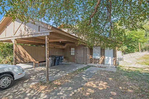 6000 Calloway Ct Photo 1