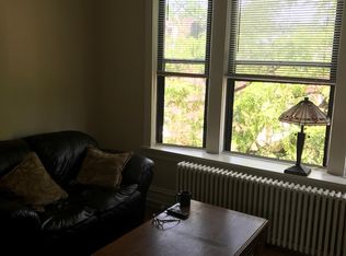 1409 W Lexington St APT 3, Chicago, IL 60607