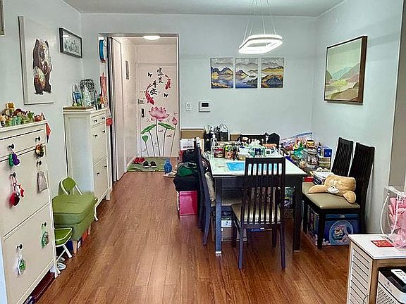 4th image of 73-03 Bell Blvd APT 2L