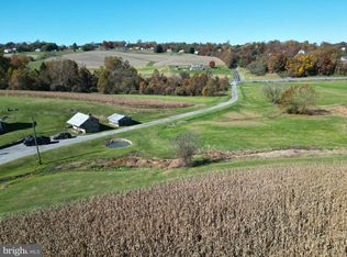 909 Ridge Rd, Westminster, MD 21157