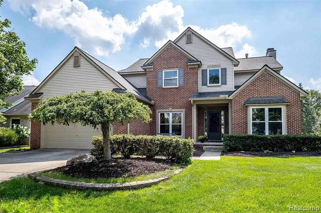 3 bed, 2.5 bath, 3144 sqft, $3,200 — Photo 4