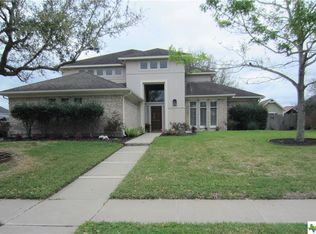 104 Summit Vw, Victoria, TX 77904