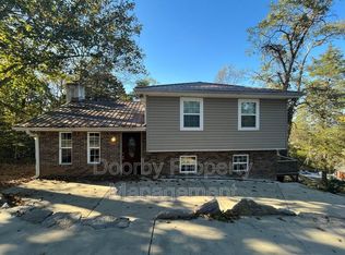 6619 Fairview Rd, Hixson, TN 37343