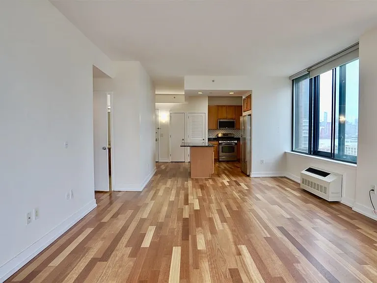 389 Washington St #20A — Photo 7
