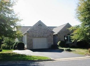708 Governors Way, Waynesboro, VA 22980