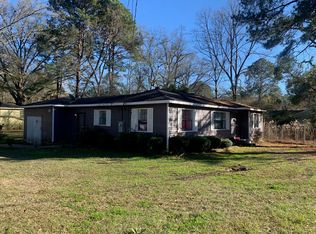 3044 Woodbine St, Jackson, MS 39212