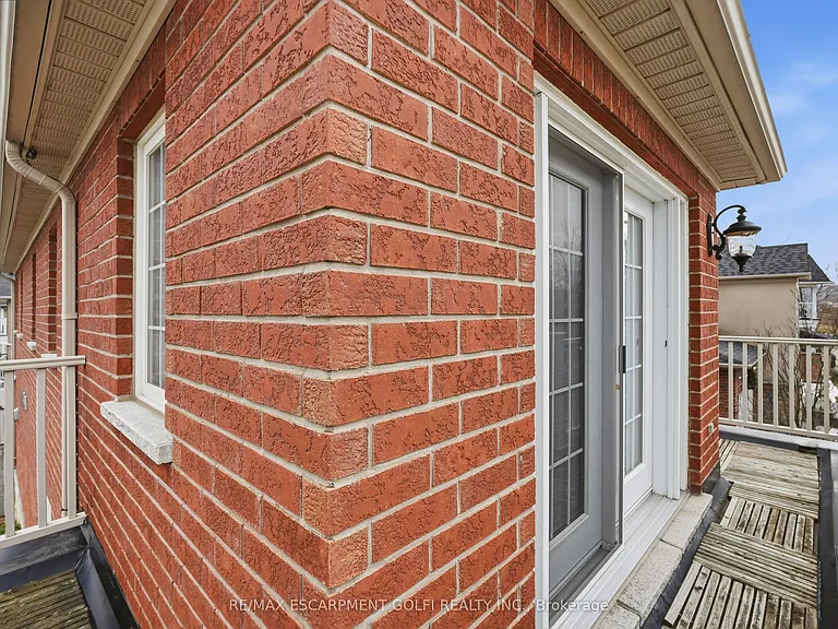 100 Springstead Ave — Photo 25