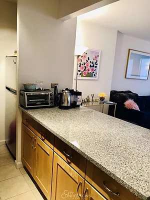 Rented by City Connections Realty | media 11