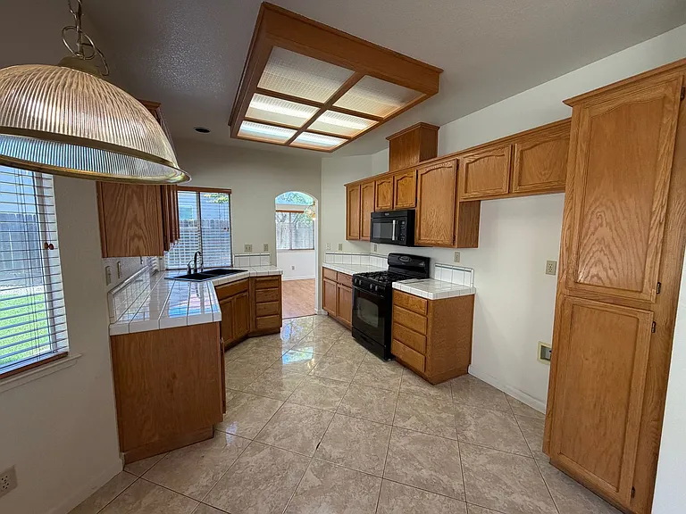 8868 Chadbury Pl — Photo 8