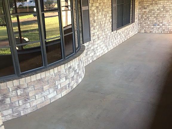 Front porch, screened in