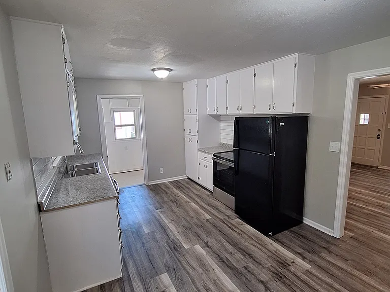 1731 S Green Acres Dr — Photo 6