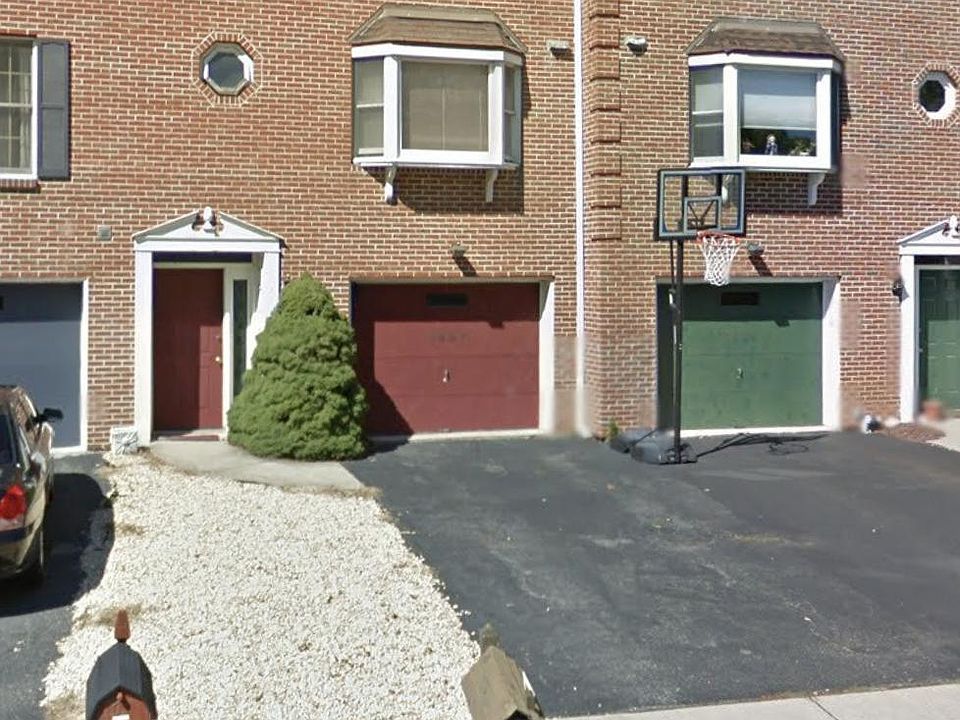 1897 Dr, Whitehall, PA 18052 Zillow