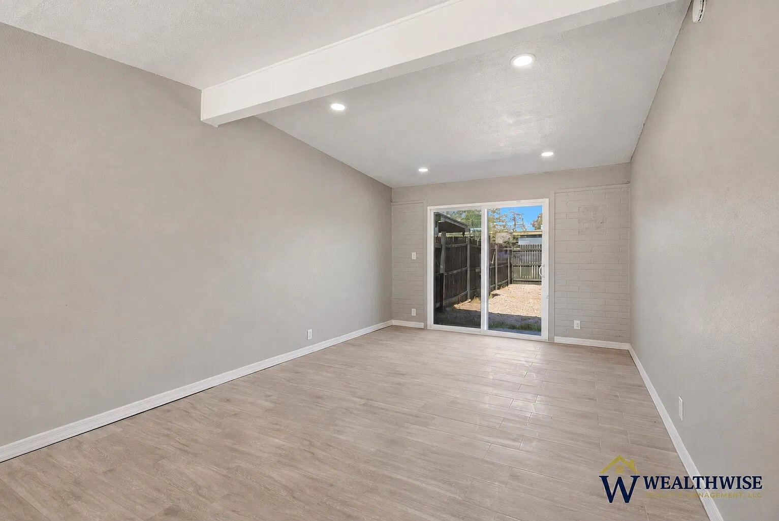 3 bed, 1.5 bath, 1851 sqft, $1,395 — Photo 3