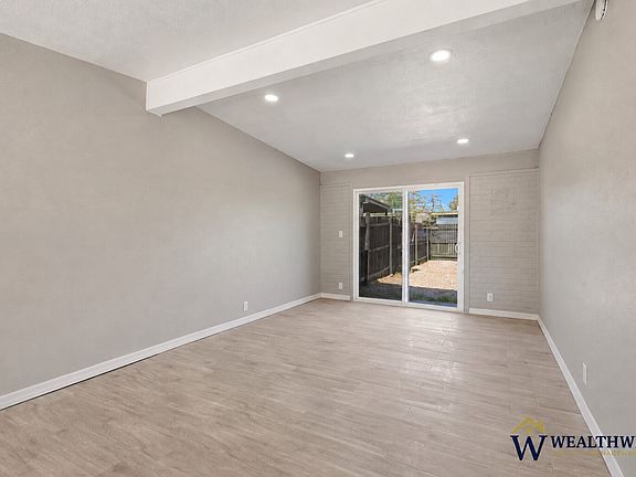5th image of 2878 N Edith Blvd