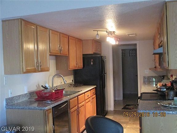 3rd image of 4529 Del Oro Dr #0