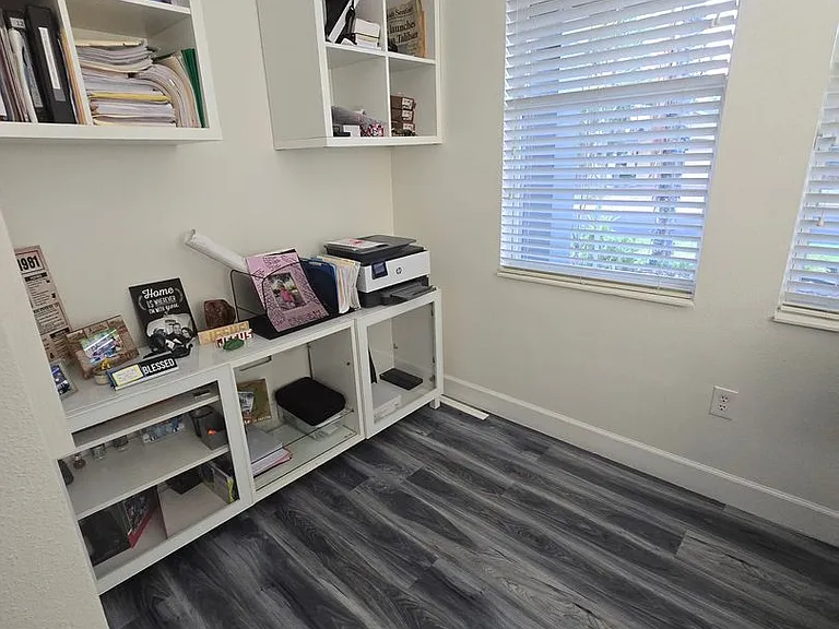 510 Brookeshire Dr — Photo 8