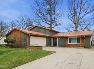 2165 Reinell Dr, Lima, OH