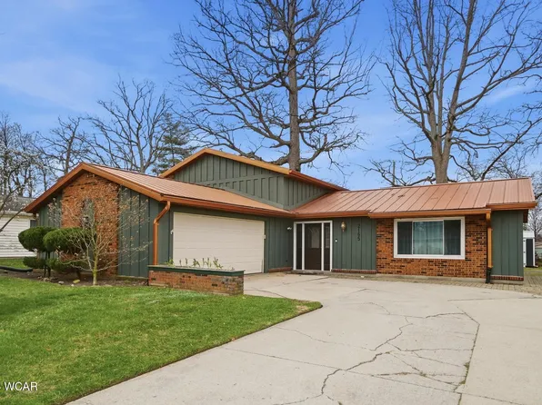 2165 Reinell Dr, Lima, OH 45805