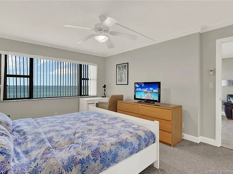 9490 S Ocean Dr #410 — Photo 24
