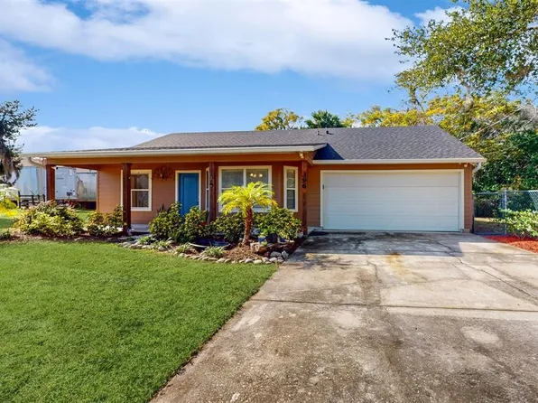 396 2nd St, Geneva, FL 32732