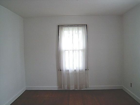 bedrooms have hardwood floors.