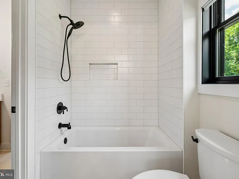 240 Lewis Williams Ln — Photo 33