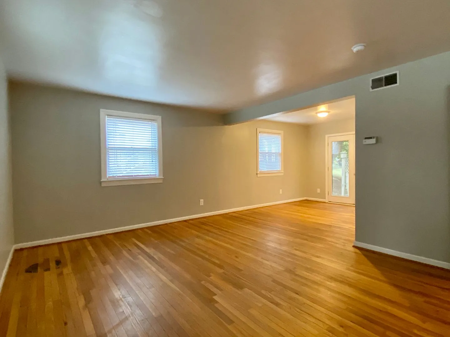 971 St. Mary's Street - For Rent — Photo 4
