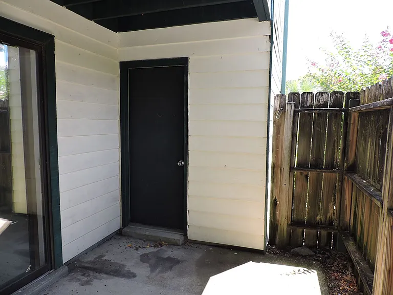2299 Scenic Highway Cir #2 — Photo 20