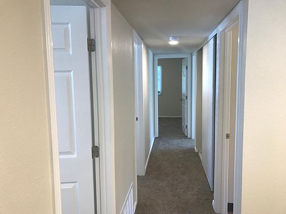 3rd image of 2421 Olympic Dr