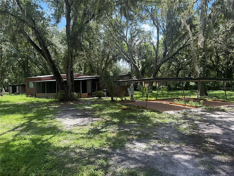 12938 Lincoln Rd — Photo 1